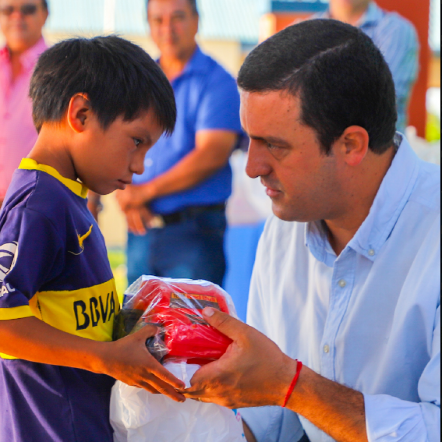 Día de Reyes: El vicegobernador Solís acompañó la entrega de juguetes en el oeste provincial