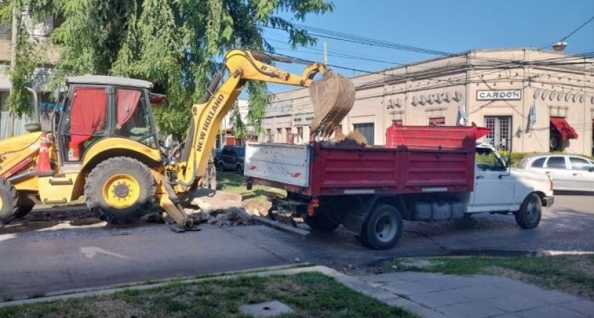 El Municipio profundiza su programa de recuperación de arterias pavimentadas en todo el ejido urbano