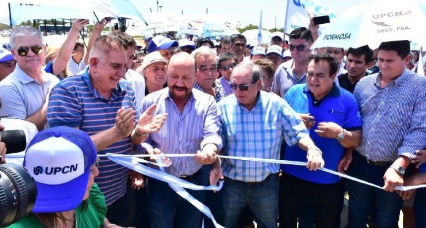 Insfrán presidió la inauguración del camping de UPCN