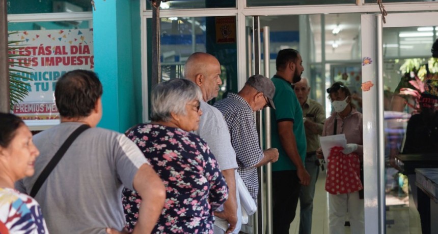 Un gran número de vecinos ya accedió a los beneficios por el Pago Anual Anticipado 2024 de tributos municipales
