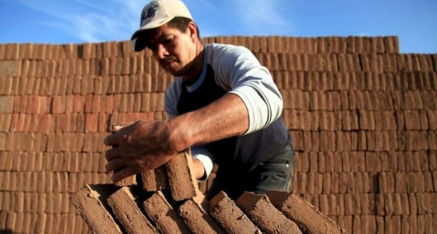 Ladrilleros manifestaron preocupación por el actual contexto económico nacional