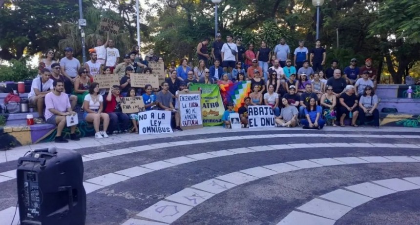 Radio abierta, intevenciones artísticas y cacerolazo cultural hoy desde las 18 en Formosa