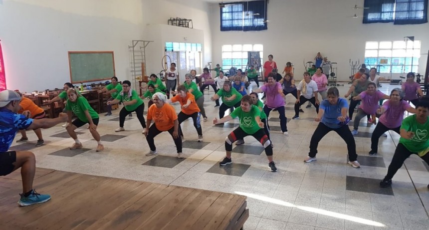 Como propuesta de verano, General Güemes incorpora un gimnasio terapéutico