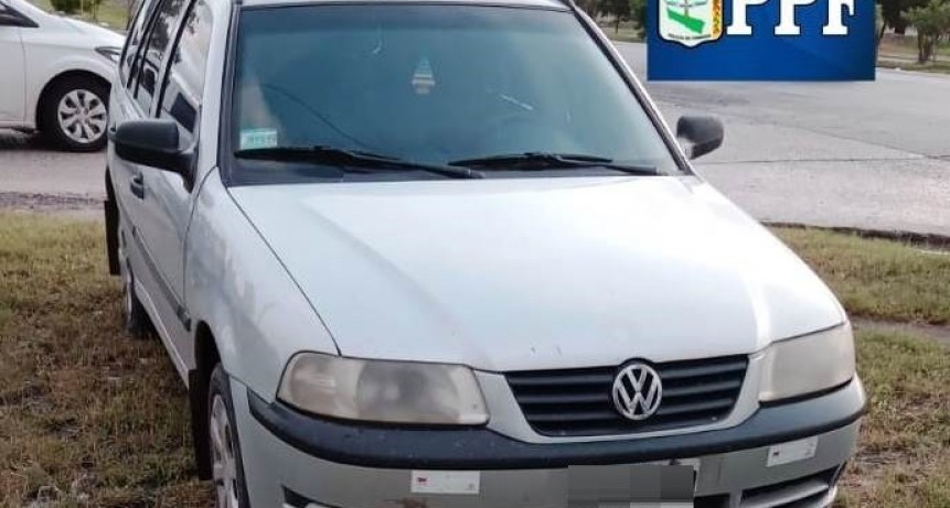 La Policía incautó un automóvil con pedido de secuestro en Río Negro