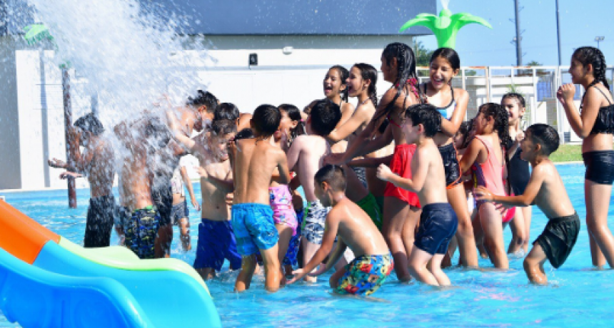 Verano 2025: El martes 7 comienza la colonia de vacaciones y las clases de aquagym
