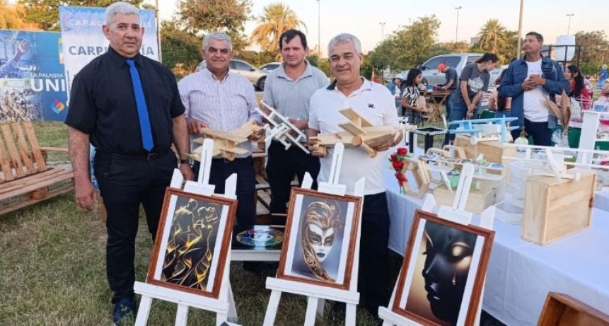 El vicegobernador Solís acompañó la entrega de 400 certificados de cursos de oficios