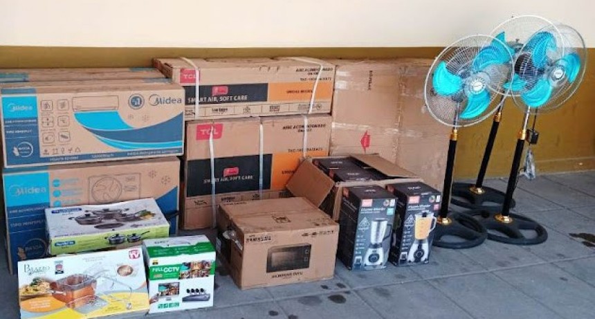 Buscaban bienes robados y hallaron mercaderías sin aval aduanero