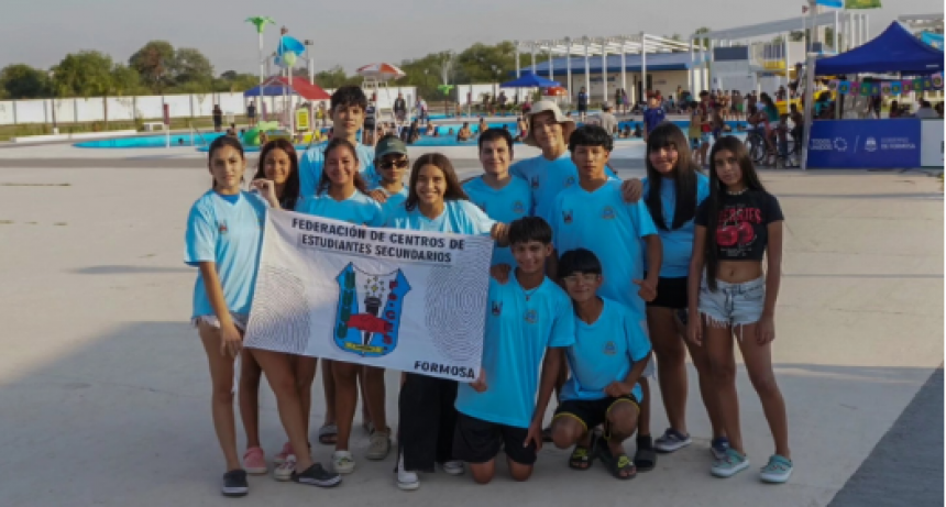 Fue un éxito la actividad programada por la FeCES en el parque acuático de Las Lomitas