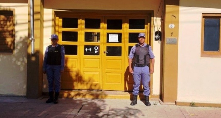 El Colorado: La Policía evitó que una mujer se arroje al Río Bermejo