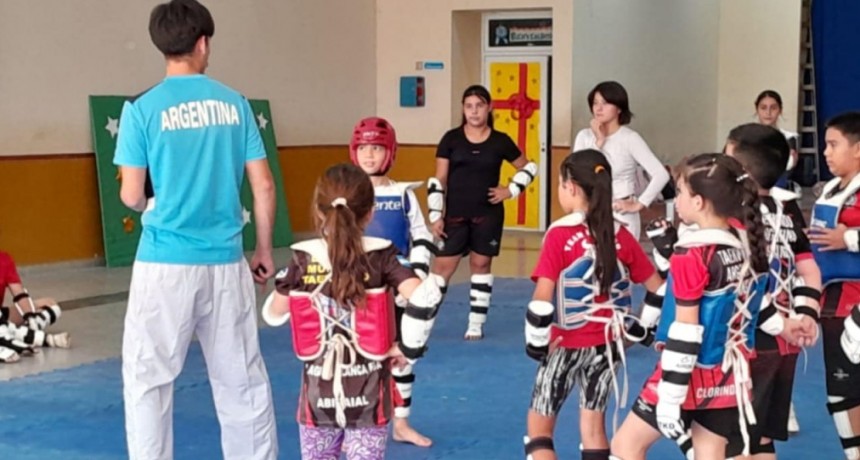 Exitosa clínica de Taekwondo concretada en Clorinda y Formosa