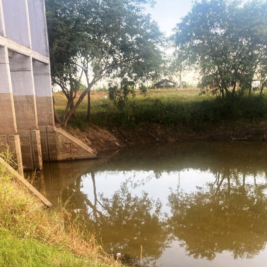Un adolescente de 16 años se ahogó en aguas del riacho El Porteño