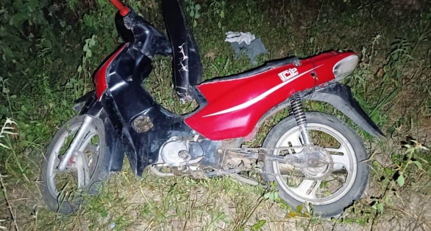 Recuperan una moto robada, minutos antes de pasarla al vecino país