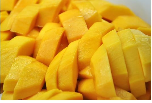 Nutrifor trabaja en la elaboración de mermeladas de mango que serán destinadas al Plan Nutrir