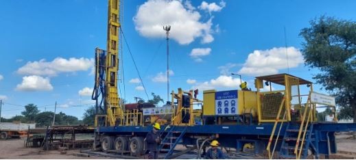 Equipo que realizará nueva perforación ya trabaja en El Potrillo