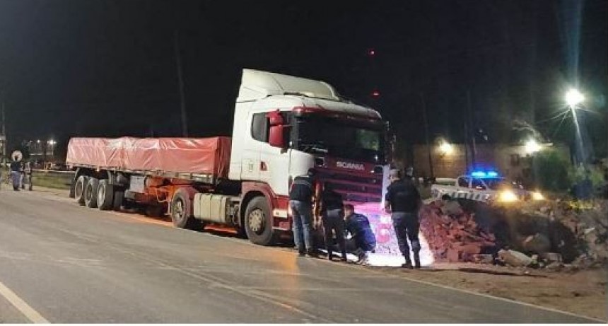 Motociclista muere en siniestro vial