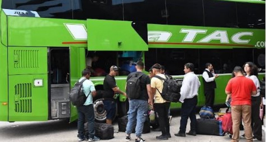 Intenso movimiento en la Terminal de Ómnibus de Formosa por vacaciones
