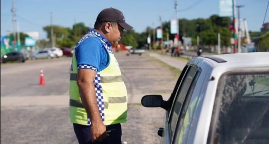ESCUELA DE CONDUCTORES DE LA MUNICIPALIDAD CONTINÚA CON SUS CLASES DURANTE EL VERANO