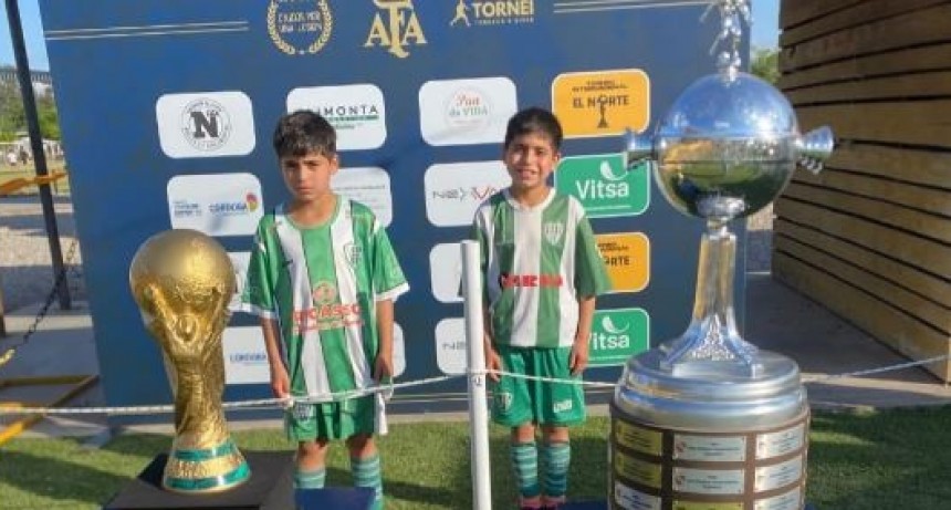 “Esta oportunidad les cambió la vida”: la historia de dos gemelos juarenses que cumplen su sueño en Córdoba