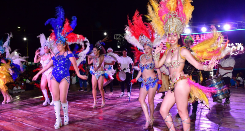 Cierre multitudinario del “Gran Carnaval de la Familia” en el Paseo Ferroviario