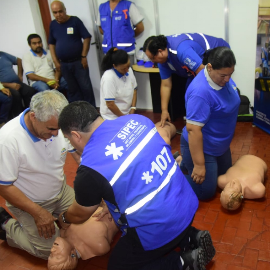 SIPEC enseñó maniobras de RCP y Primeros Auxilios a personal de la Legislatura provincial