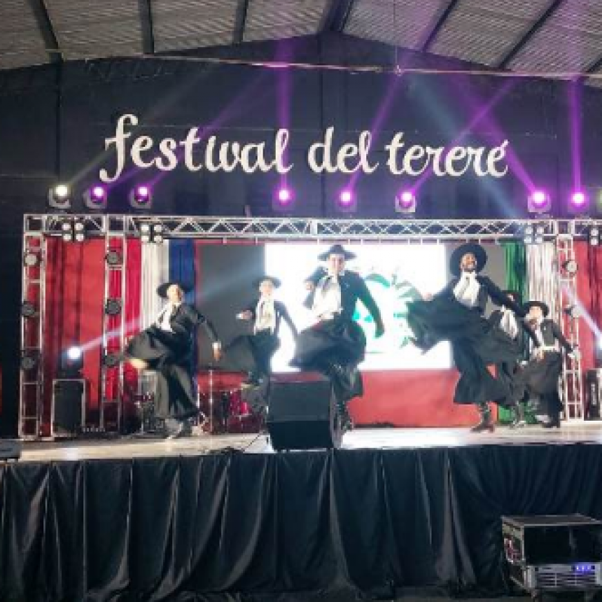 Estampas Norteñas participó de dos festivales internacionales en Paraguay