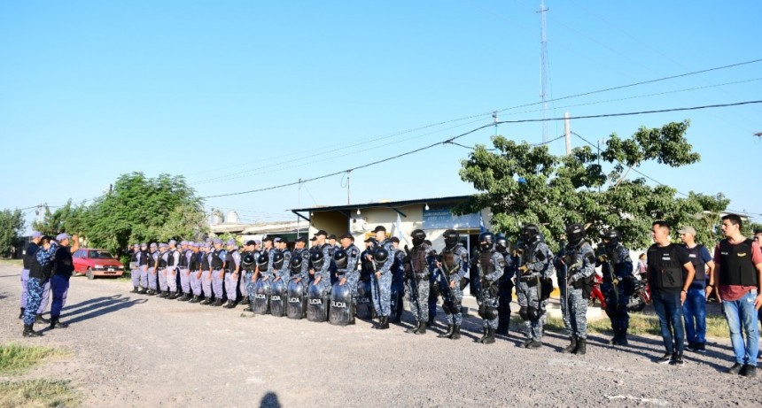 La Policía detuvo a seis personas y recupero bienes robados