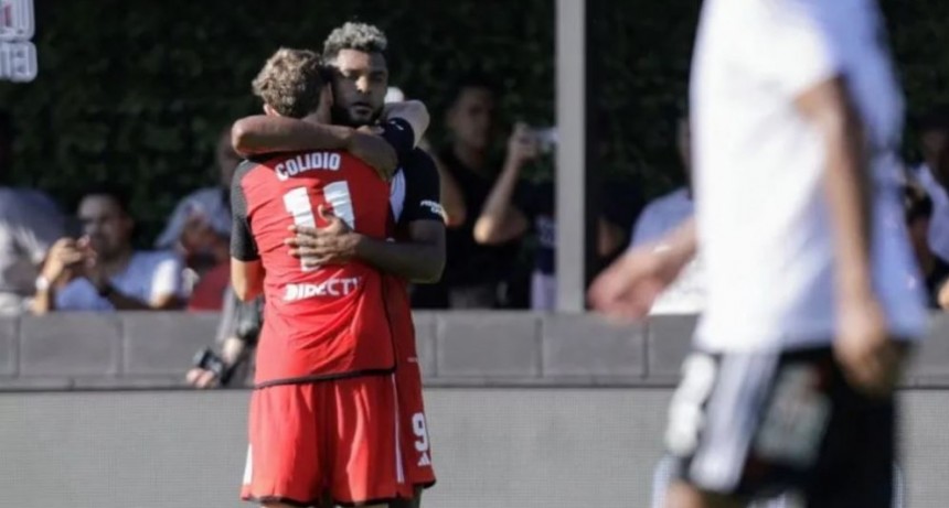 Con el VAR protagonista, River goleó como visitante a Deportivo Riestra por la Copa de la Liga