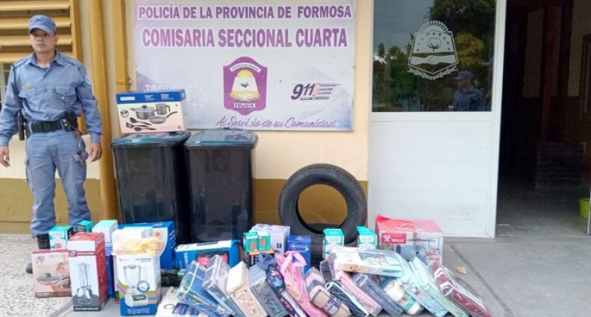 Lo demoraron por una falta de tránsito y descubrieron mercaderías de contrabando