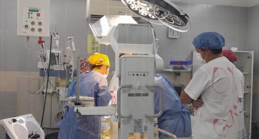 Por segunda vez se llevó adelante una exitosa cirugía cardiovascular en un bebé prematuro en el Hospital de la Madre y el Niño