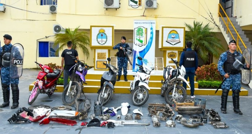 La Policía realizó 10 allanamientos simultáneos a un grupo de motoqueros que mantenía en vilo a los vecinos