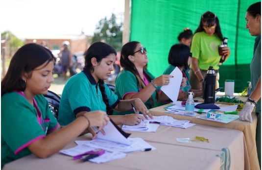 El Castramóvil llegó al barrio Lisbel Rivira con atención gratuita para animales de compañía