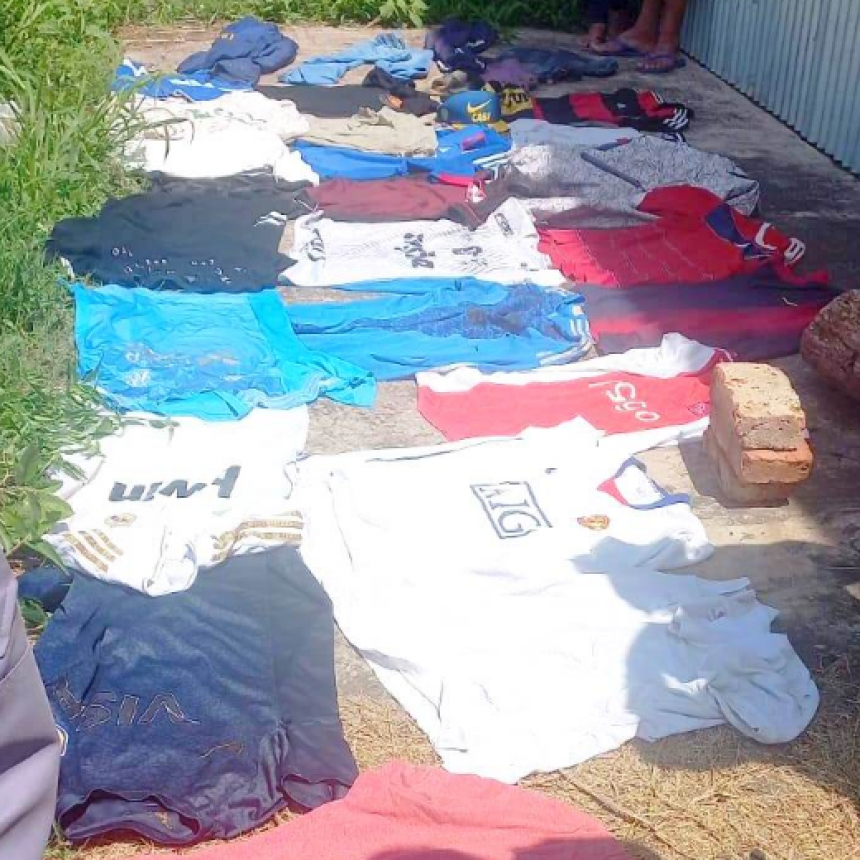 La Policía detuvo a un hombre por robo de prendas de vestir