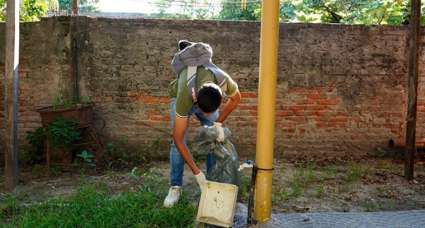 Reiteraron a la población seguir con constancia la lucha contra el dengue