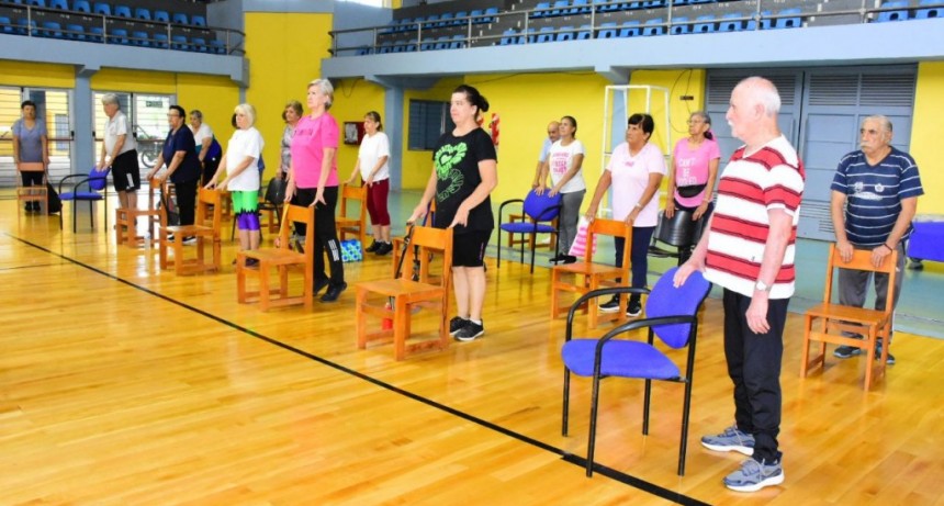 El Programa Gimnasios Terapéuticos dio apertura al ciclo de actividades 2024