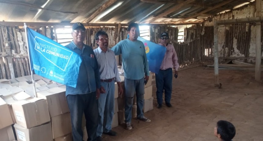 El Gobierno provincial entregó más de 3100 cajas alimentarias a comunidades aborígenes del oeste formoseño