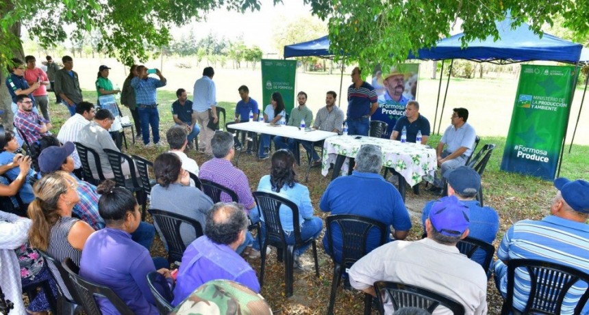 Destacaron la jornada de tomateros para productores del interior