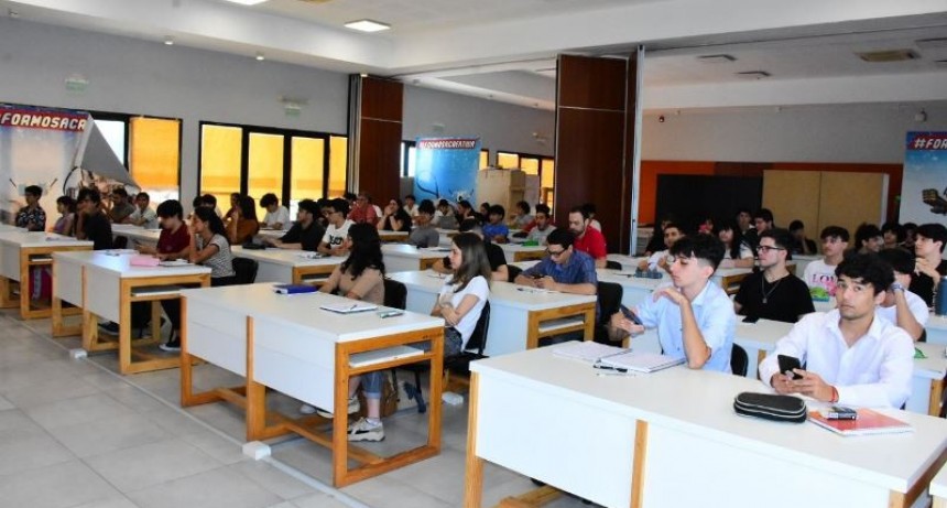 Abrió el ciclo lectivo 2024 en el Instituto Politécnico Formosa
