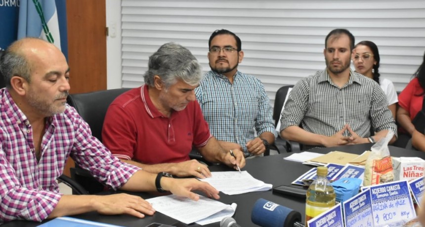 El Gobierno provincial presentó el Acuerdo de la “Canasta de Semana Santa”