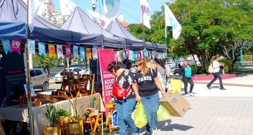 Con éxito en ventas, el municipio presentó los bolsones saludables especial semana santa