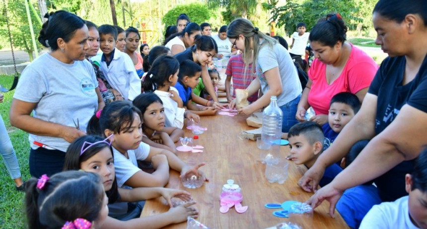 Niños y niñas de La Nueva Pompeya se preparan para recibir la Pascua