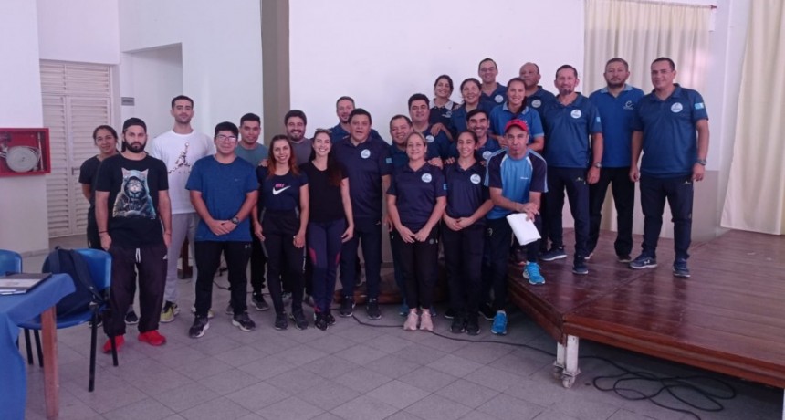 Docentes de Educación Física capitalinos se reunieron para ultimar detalles de las Convivencias Deportivas Interescolares
