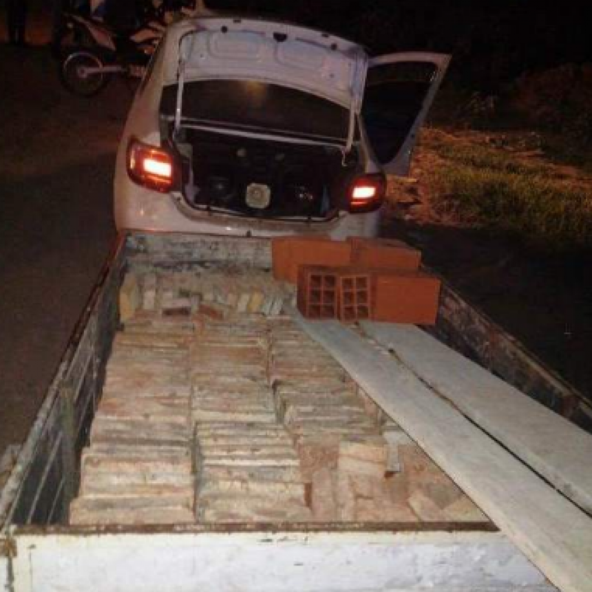 La Policía evitó el robo de ladrillos