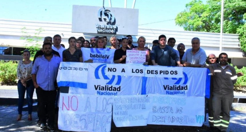 Piden la reincorporación de los trabajadores despedidos de Vialidad Nacional - Formosa: “No sabemos las causas”