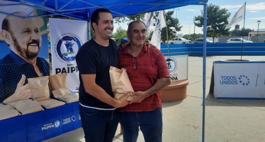 Eber Solís acompañó la jornada de Soberanía Alimentaria en Posta Cambio Zalazar
