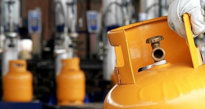 Nuevo aumento en el gas envasado castiga a los grupos familiares más vulnerables