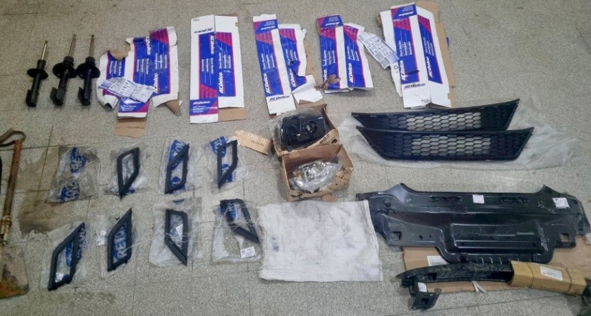 La Policía investiga el robo de autopartes de un depósito