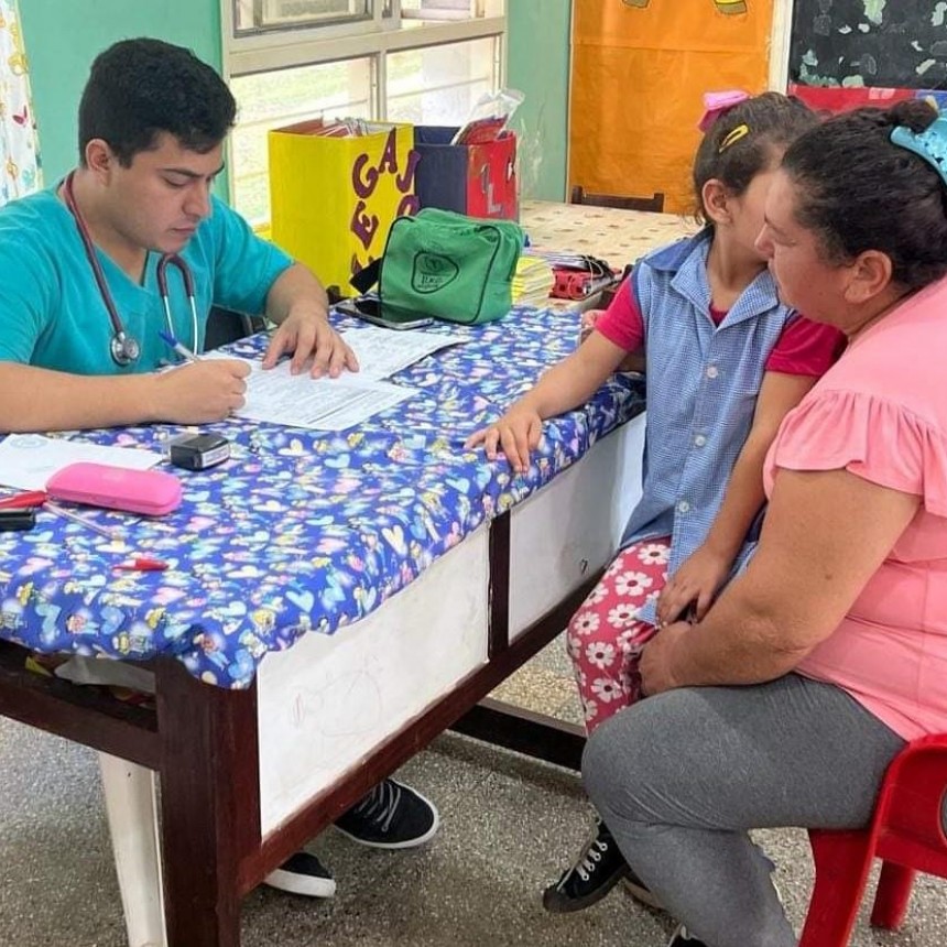 Controles de salud para jardineritos de Tres Lagunas