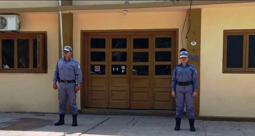 Dos hombres discutieron y uno de ellos terminó con un puntazo en el abdomen