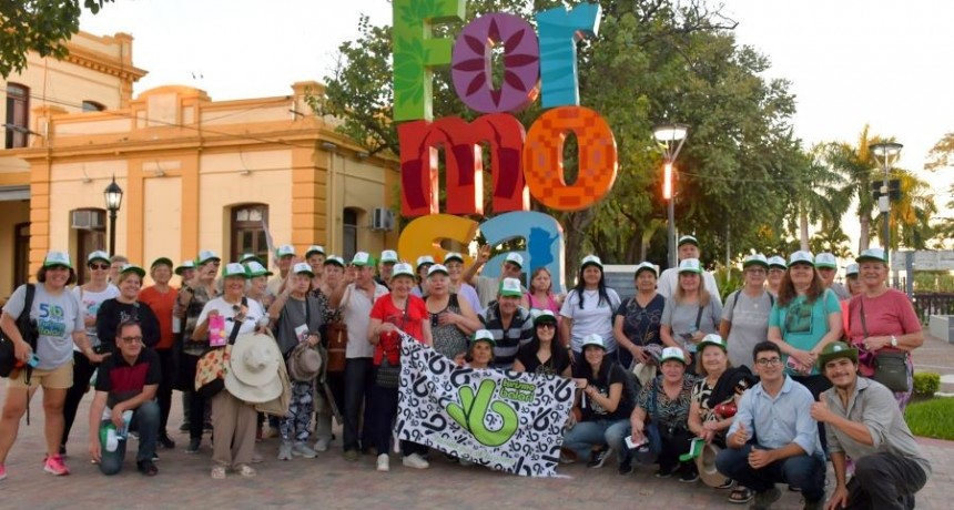 Un contingente de turistas provenientes de Buenos Aires y Entre Ríos disfrutó de un amplio recorrido por la ciudad