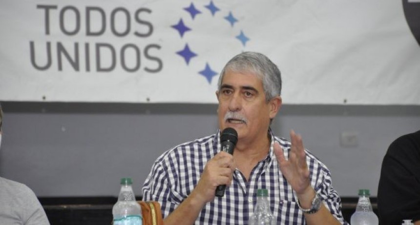 García invitó a Ramírez a recorrer la provincia y dejar un poco las redes